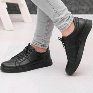 خرید اینترنتی قیمت کفش کتونی مردانه مدل دایان رنگ مشکی 40 تا 44