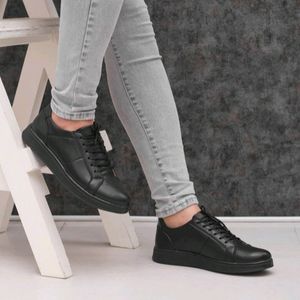 خرید اینترنتی قیمت کفش کتونی مردانه مدل دایان رنگ مشکی 40 تا 44
