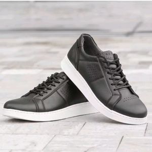 کفش کتونی مردانه مدل دایان رنگ مشکی زیره سفید 40 تا 44