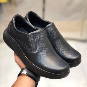 خرید انلاین کفش چرم مردانه راحتی جانسون مشکی 419
