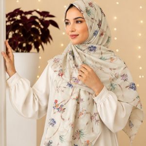 مشخصات روسری نخی طرح پاپیون درشت