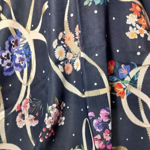 قیمت ارزان روسری نخی طرح پاپیون درشت