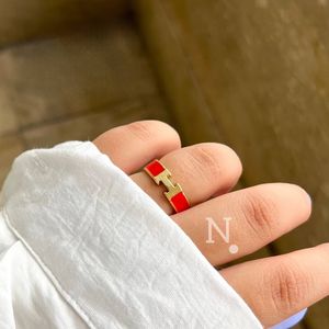 فروش اینترنتی انگشتر زنانه مدل هرمس آبکاری طلا