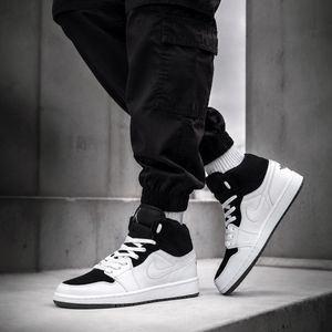 فروش اینترنتی کتانی ترند جردن وان ساقدار پاندا Jordan One Panda
