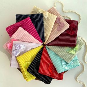 فروش اینترنتی شورت نخی اعلا زنانه پک 4 عددی