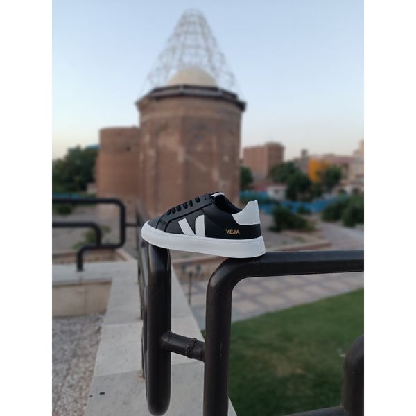 ونس مردانه وجا veja مشکی زیره سفید