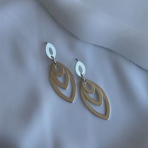 گوشواره الورا