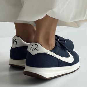 فروش اینترنتی کتونی 2 چسب NIKE کد 141236
