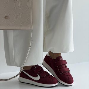 فروش اینترنتی کتونی 2 چسب NIKE کد 141236