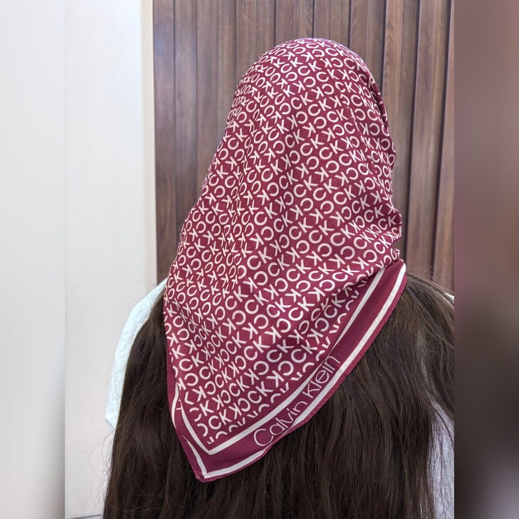 مشخصات مینی اسکارف نخی چری