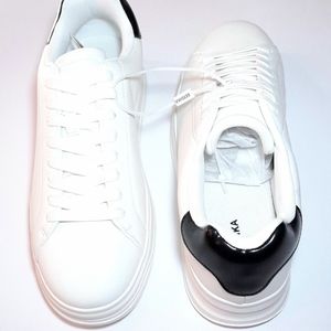 خرید انلاین کتونی مردانه برشکا سفید Bershka Basic Trainers