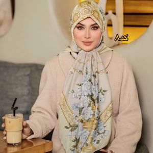روسری ابریشم توییل شیک و برند