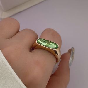 انگشتر نگین سبز سایز 7