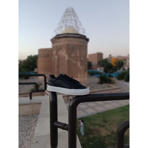 ونس مردانه مشکی زیره سفید پول اند بییر pull and bear