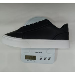 خرید اینترنتی قیمت ونس مردانه مشکی زیره سفید پول اند بییر pull and bear