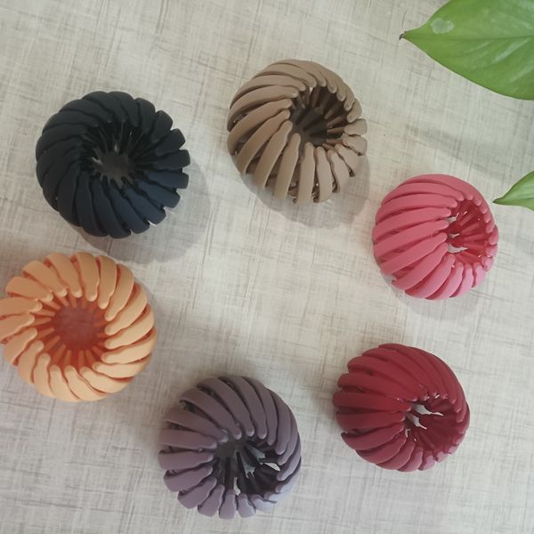 کلیپس چنگکی زنانه