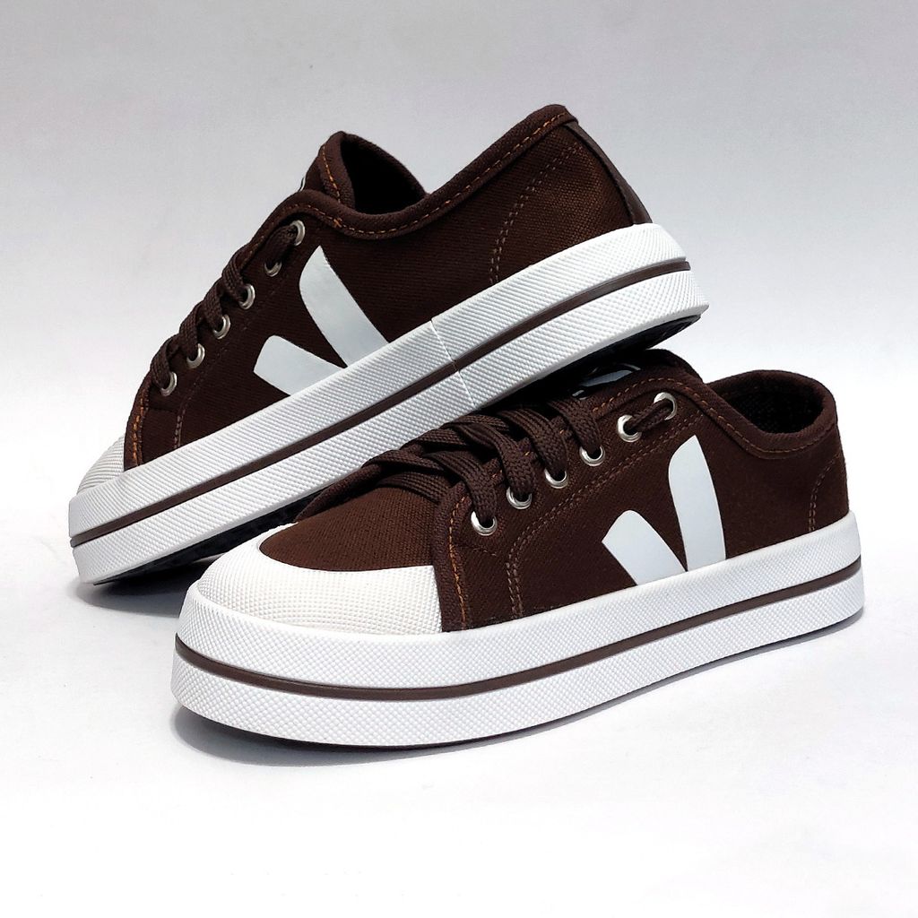 خرید اینترنتی کتانی ونس پرطرفدار و ترند شده وجا Vans Veja