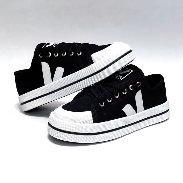 کتانی ونس پرطرفدار و ترند شده وجا Vans Veja