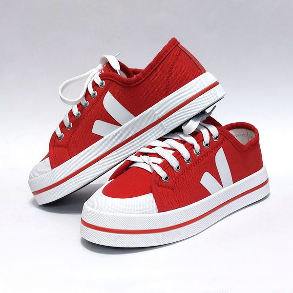 کتانی ونس پرطرفدار و ترند شده وجا Vans Veja