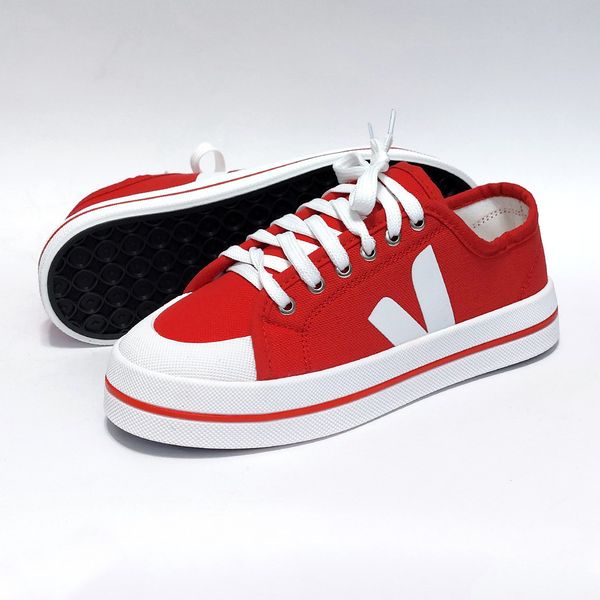 کتانی ونس پرطرفدار و ترند شده وجا Vans Veja