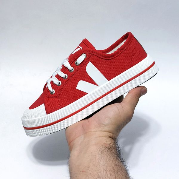 کتانی ونس پرطرفدار و ترند شده وجا Vans Veja