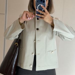 مشخصات کت زنانه ونکلیف کرپ گاباردین درجه 1