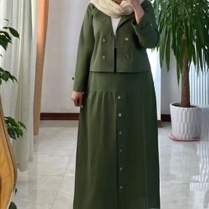 خرید اینترنتی کت دامن جلو دکمه سروناز