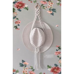کلاه اویز مکرومه طرح سوجان