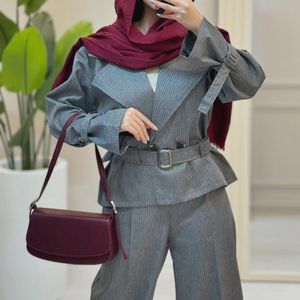 خرید آنلاین ست کت شلوار بارلین