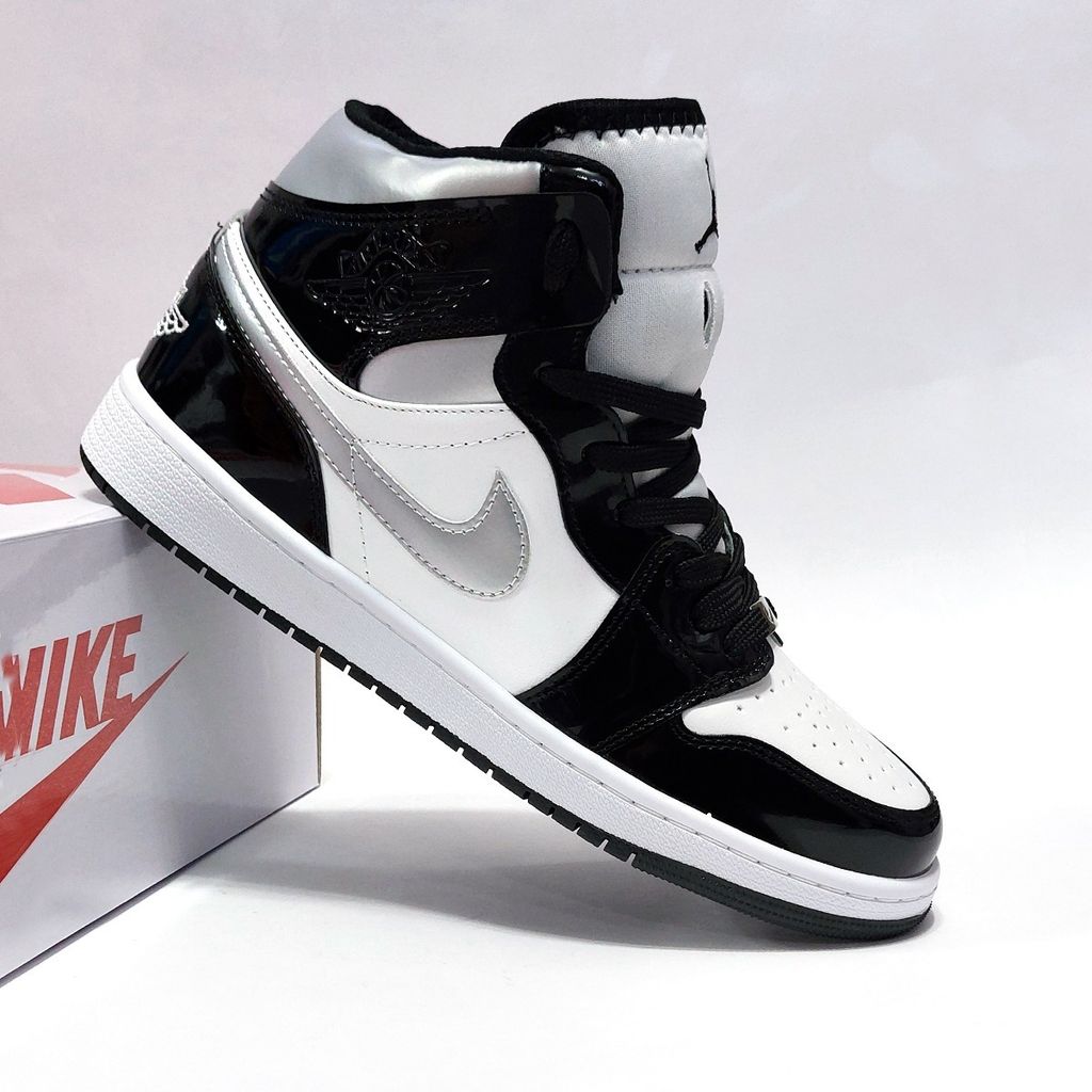 خرید آنلاین کتانی نایک جردن وان ورنی ساقدار Nike Jordan one