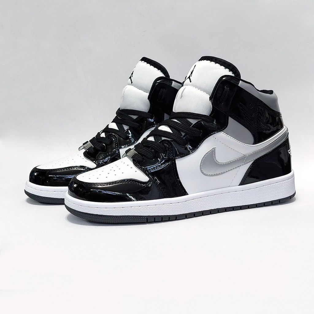 فروش اینترنتی کتانی نایک جردن وان ورنی ساقدار Nike Jordan one