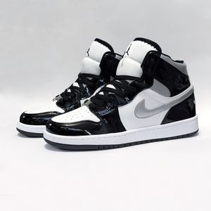 فروش اینترنتی کتانی نایک جردن وان ورنی ساقدار Nike Jordan one