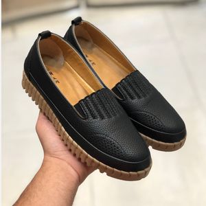 خرید آنلاین کفش چرم طبی زنانه مدل سوگل مشکی