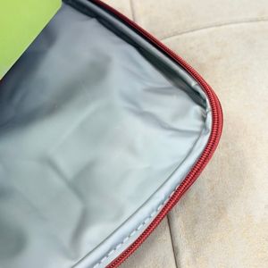 خرید اینترنتی قیمت کوله پشتی بچگانه سه تیکه طرح پنگوین از کریسبلا کد 5052608