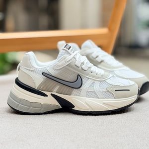 خرید اینترنتی قیمت کتونی بزرگسال طرح نایک v2k از MA shoes کد 5052603