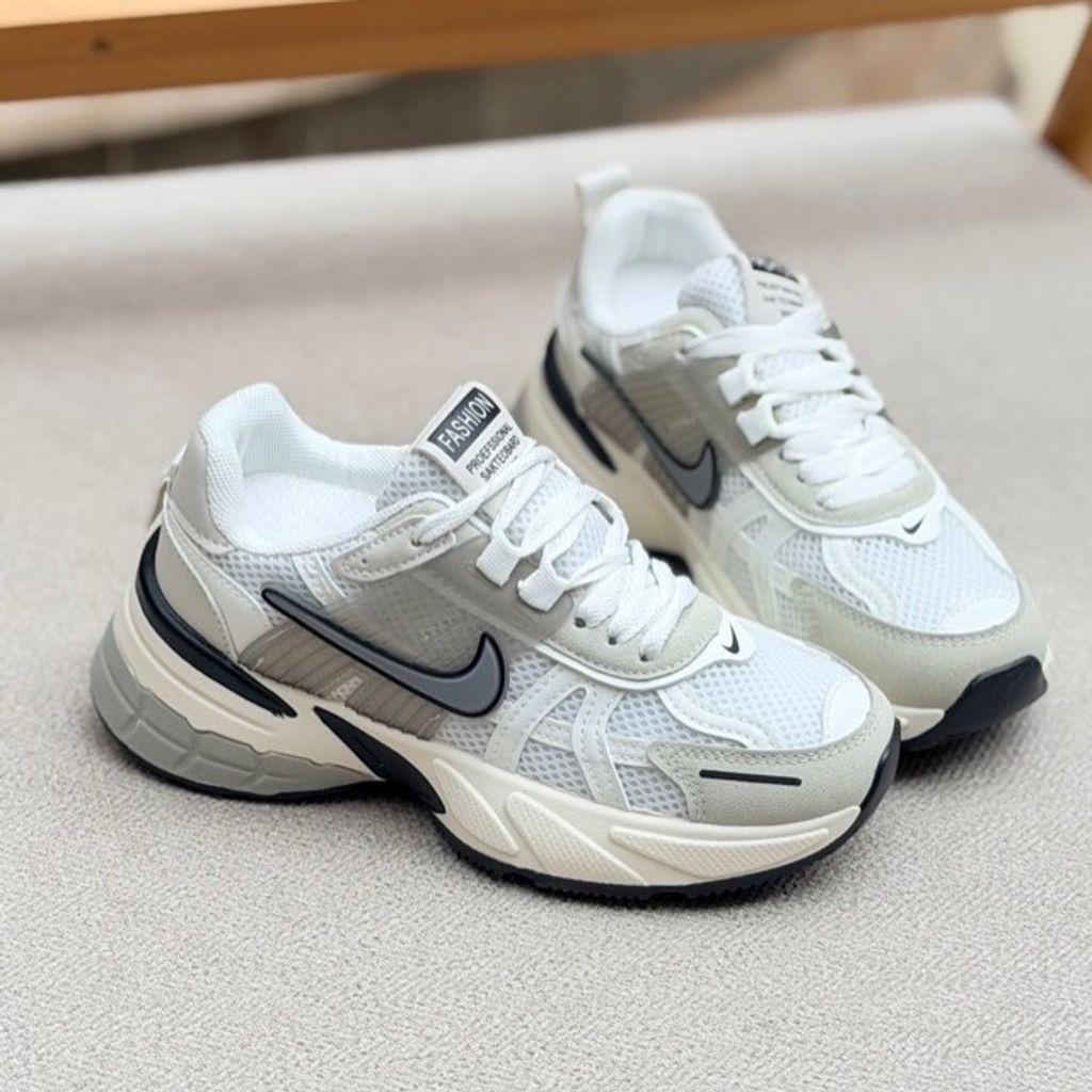 خرید اینترنتی قیمت کتونی بزرگسال طرح نایک v2k از MA shoes کد 5052603