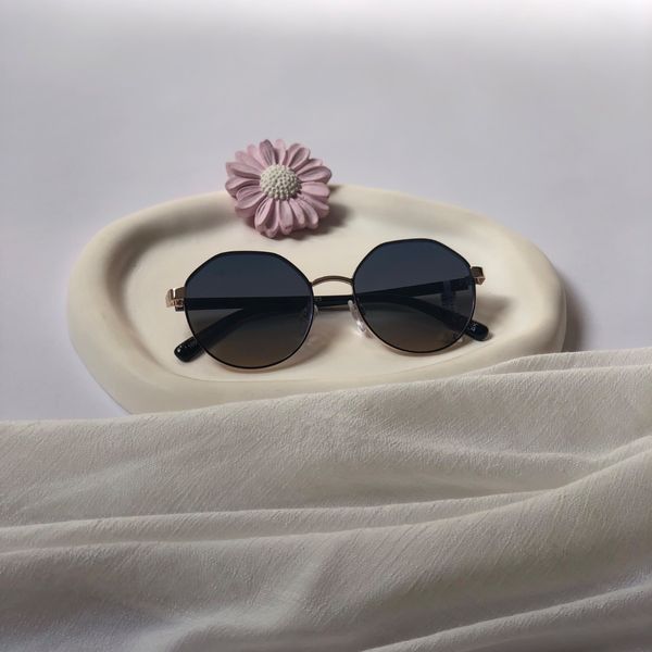 عینک آفتابی زنانه وارداتی برند Accessories