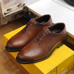 فروش اینترنتی کفش چرم مجلسی مردانه مدل مالکوم عسلی71
