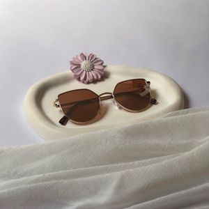 عینک آفتابی زنانه وارداتی برند85321