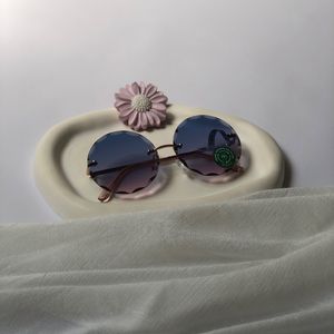 عینک آفتابی زنانه وارداتی برند654478