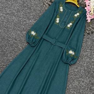 مشخصات عبا شانتون شیک