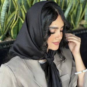 مشخصات مینی اسکارف کریستال حاشیه دانتل مشکی