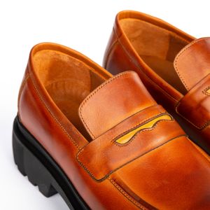 خرید اینترنتی قیمت کفش لوفر چرم طبیعی مردانه مدل (عسلی)