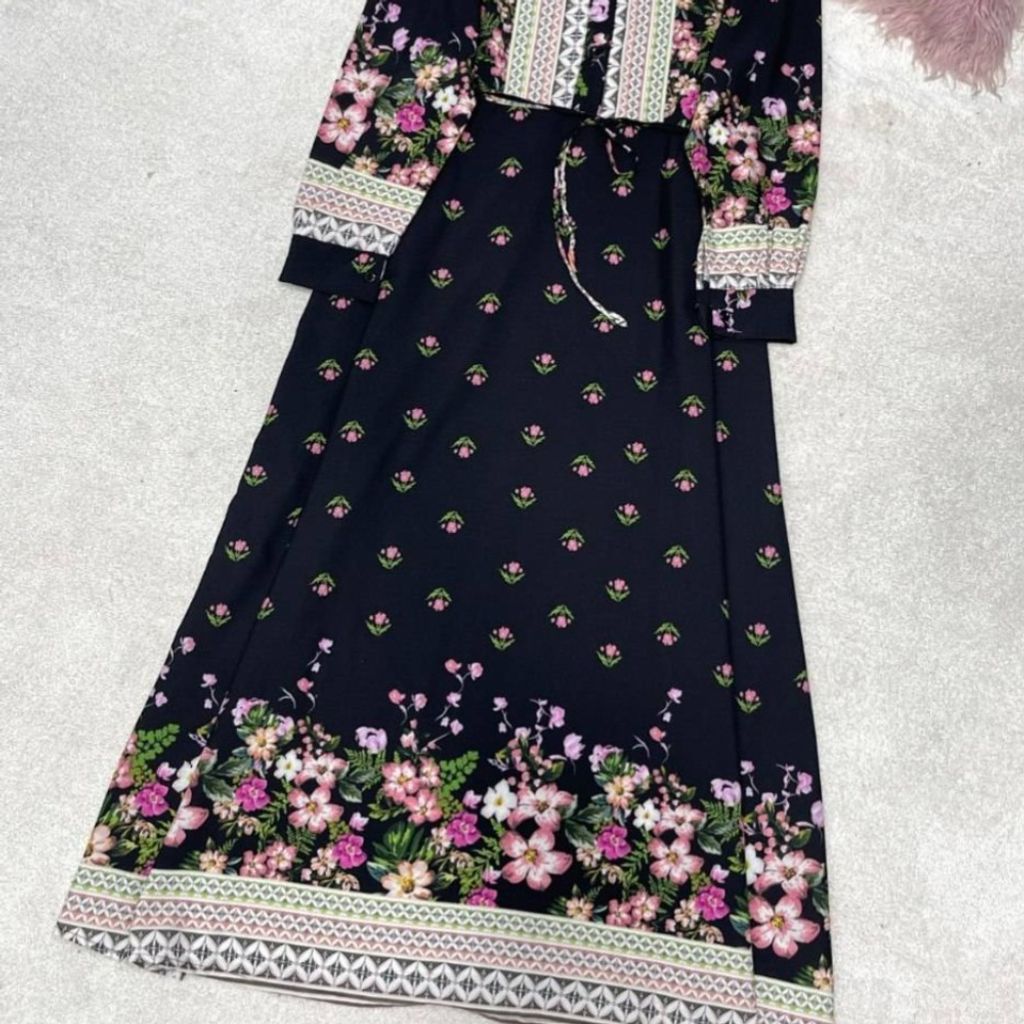 فروش اینترنتی پیراهن ساحلی لاله