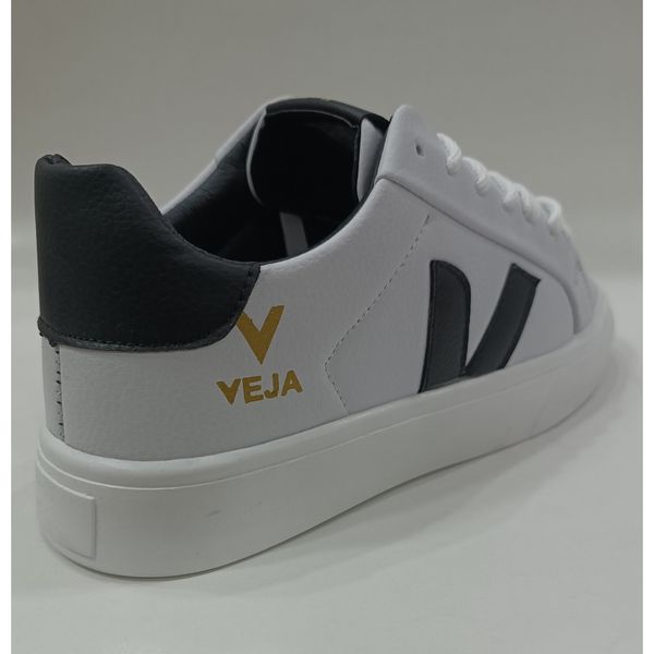 ونس مردانه وجا veja سفید
