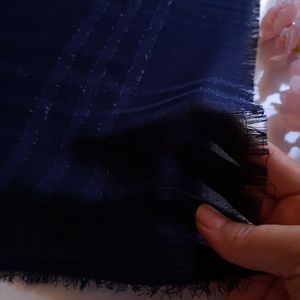 خرید اینترنتی قیمت روسری لنین لمه دار قواره140 رنگ سورمه ای