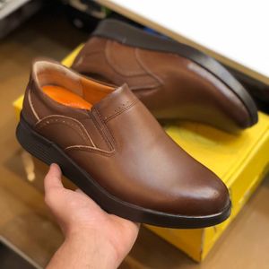 کفش چرم مردانه مدل فانتوم عسلی 409