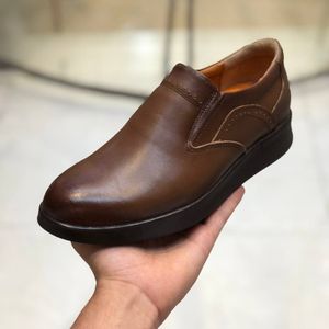 خرید انلاین کفش چرم مردانه مدل فانتوم عسلی 409