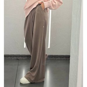 خرید آنلاین شلوار زنانه اویشو