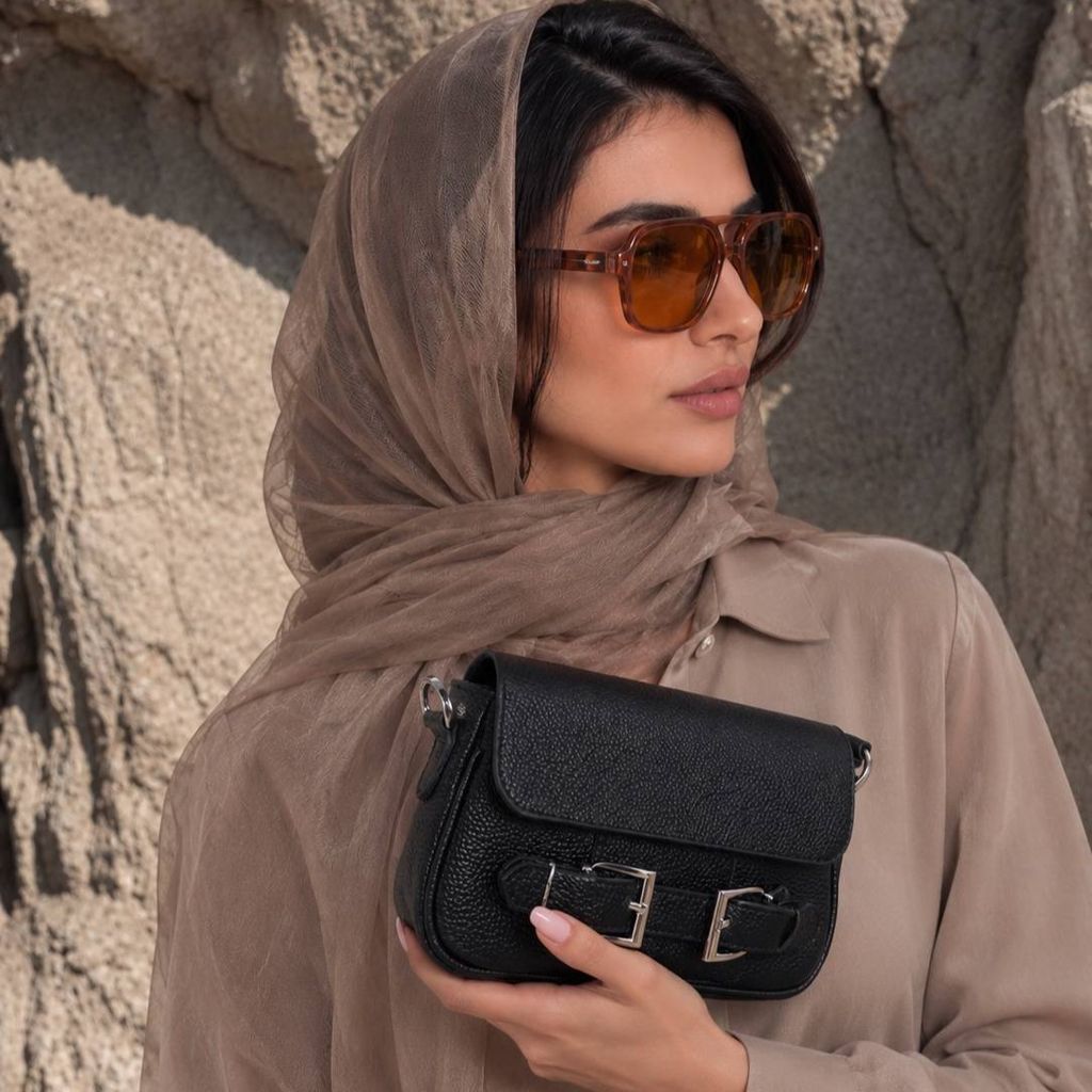 قیمت کیف رودوشی چرم طبیعی زنانه
